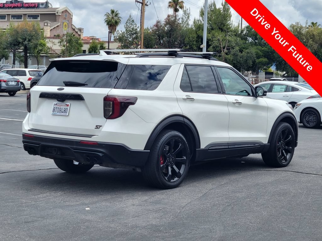 Used 2020 Ford Explorer ST w/ ST High-Performance Pack AWD/4WD image 4