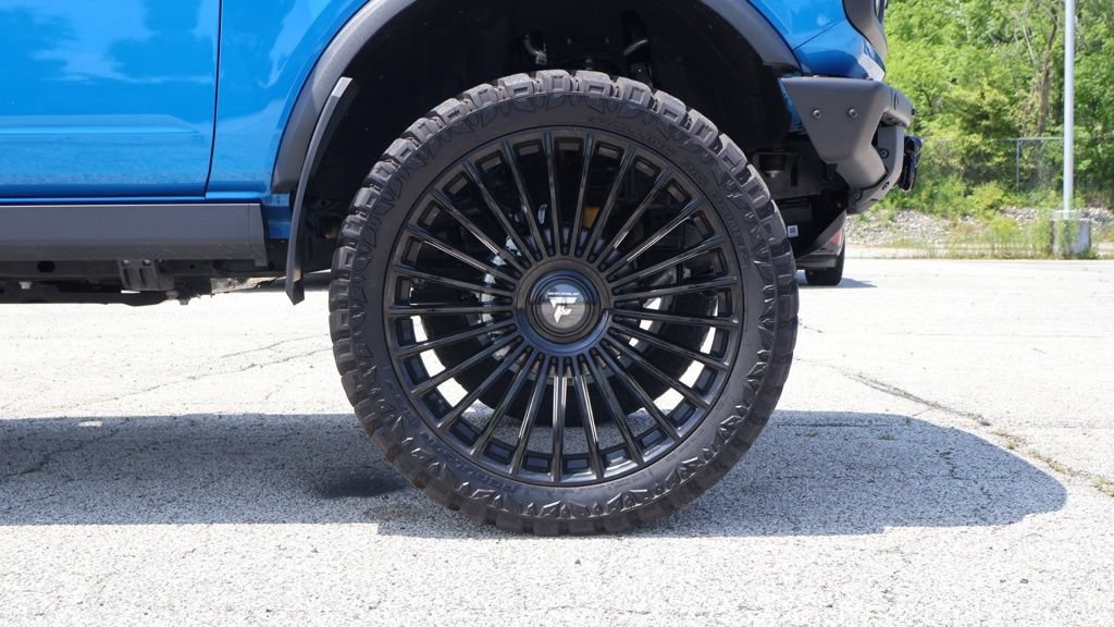 Used 2025 Ford Bronco Badlands AWD/4WD image 10