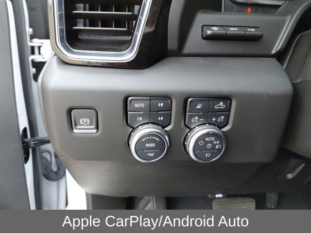 Used 2024 GMC Sierra 3500 Denali Ultimate AWD/4WD image 13
