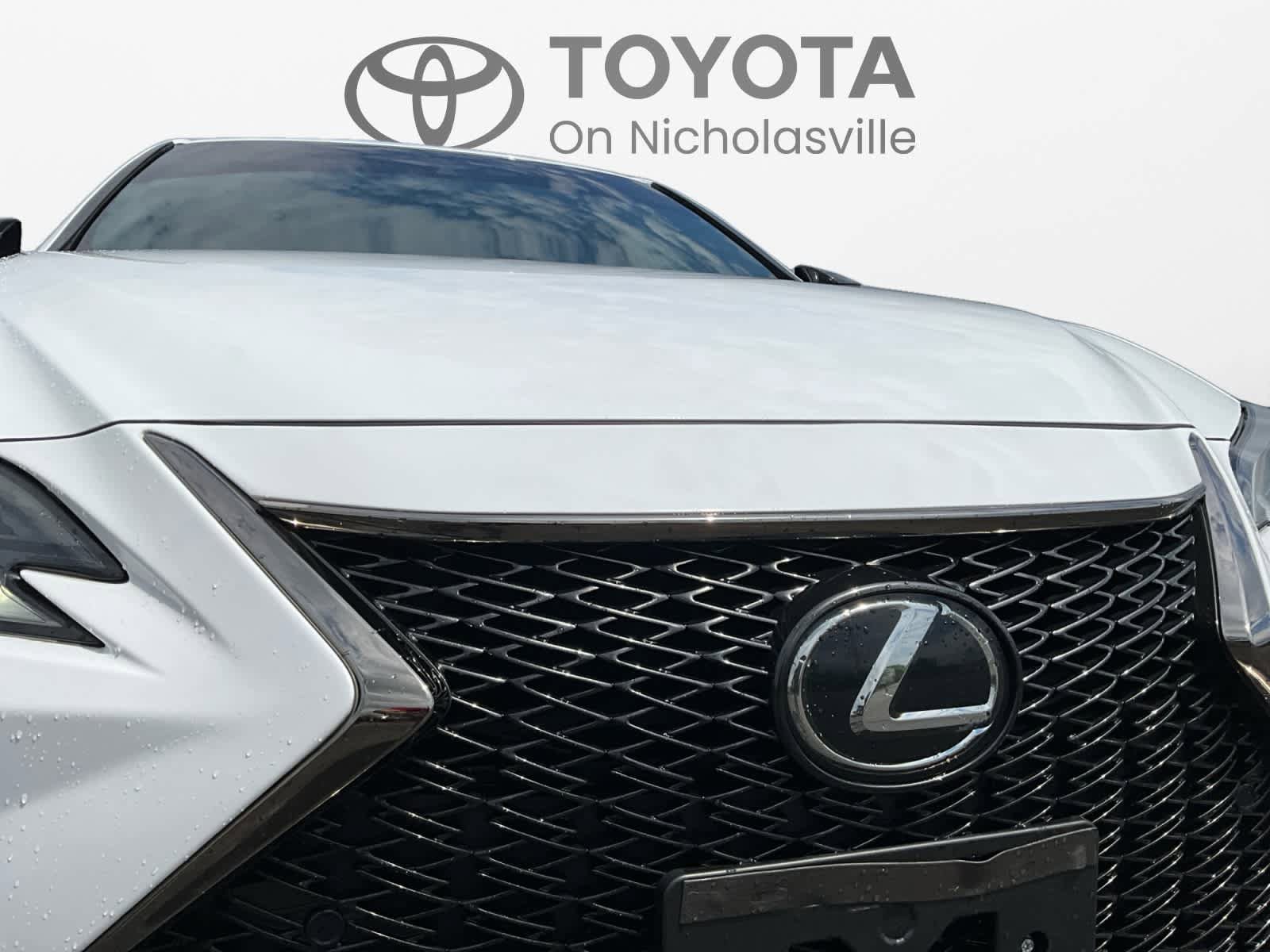 Used 2019 Lexus ES 350 F Sport w/ Accessory Package 2 FWD image 18