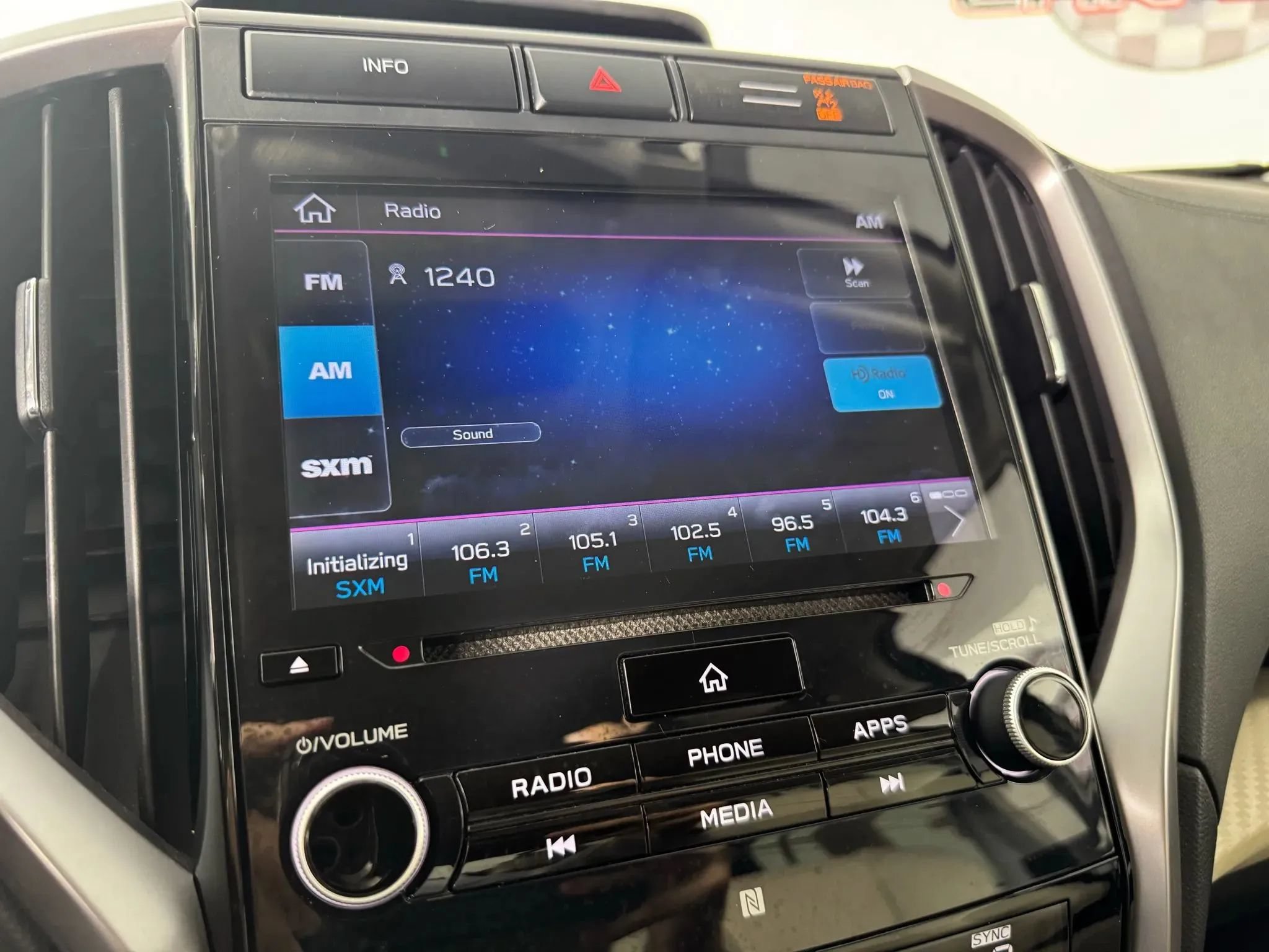 Used 2021 Subaru Ascent Premium w/ Convenience Package AWD/4WD image 19