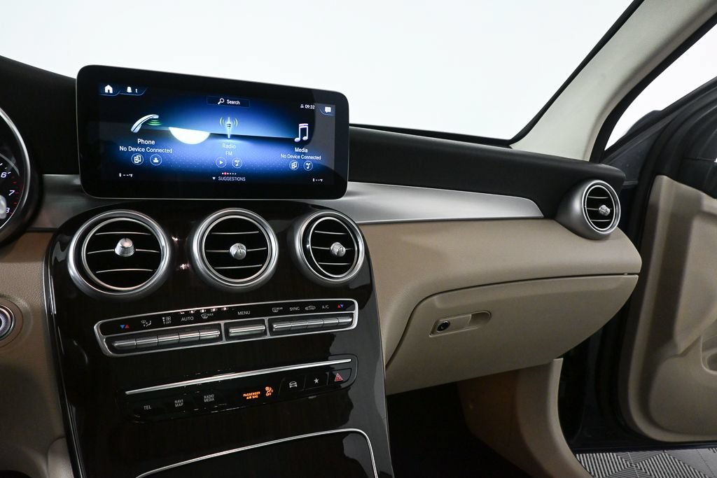 Certified 2021 Mercedes-Benz GLC 300 image 13