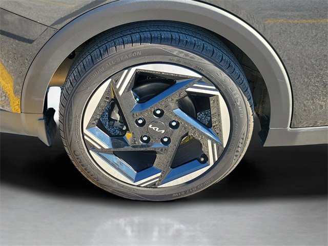 Used 2025 Kia K4 EX image 31