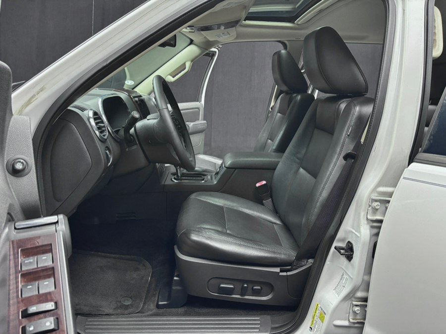 Used 2010 Ford Explorer 4WD Limited image 26