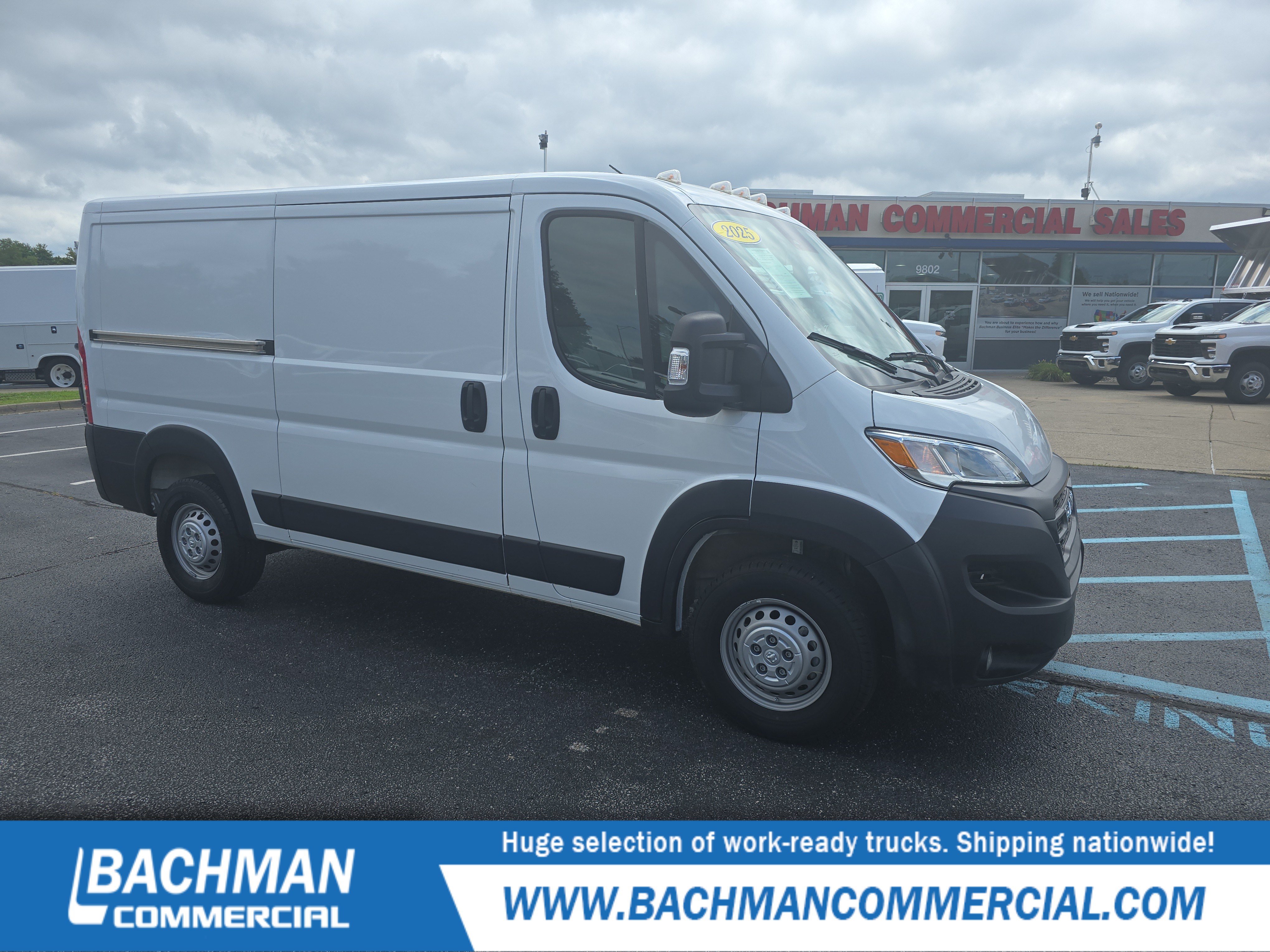 Used 2025 RAM ProMaster 2500 w/ Convenience Group FWD image 1