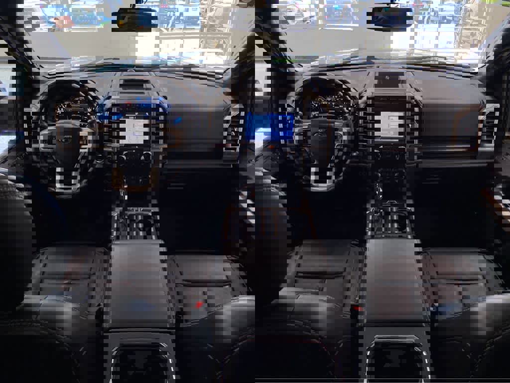 Used 2019 Ford F150 Lariat w/ Equipment Group 502A Luxury image 20