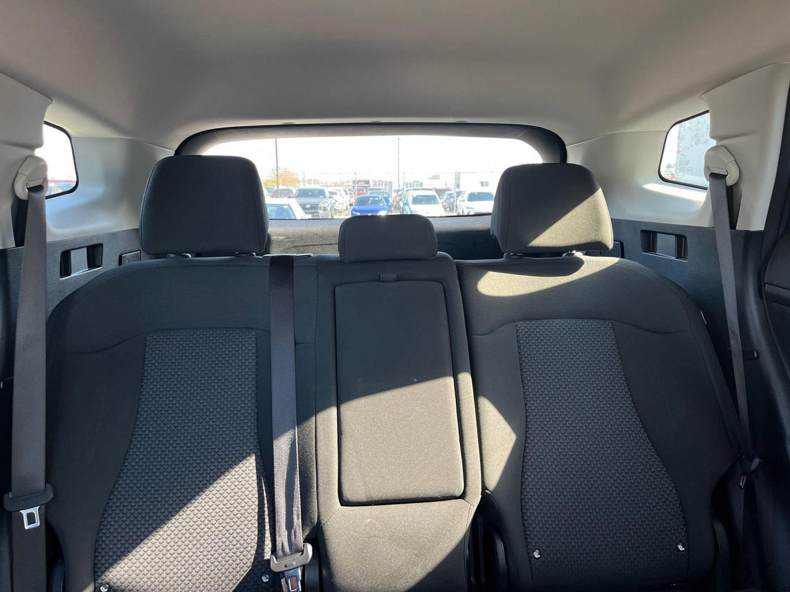 Used 2025 Kia Sportage LX image 37