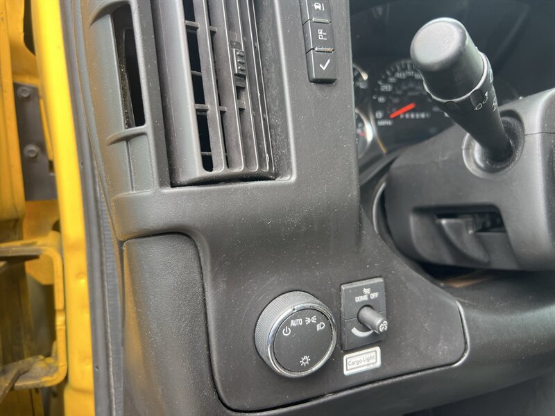 Used 2021 GMC Savana 3500 w/ Power Convenience Package RWD image 11
