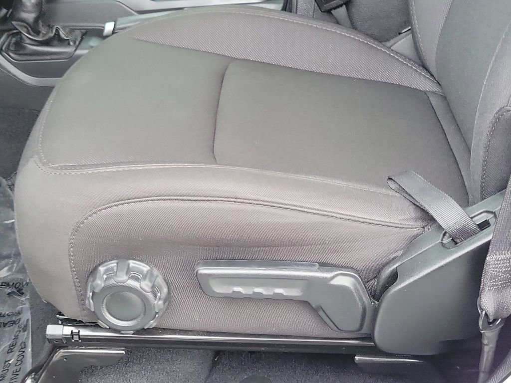 Used 2023 Jeep Gladiator Sport image 15