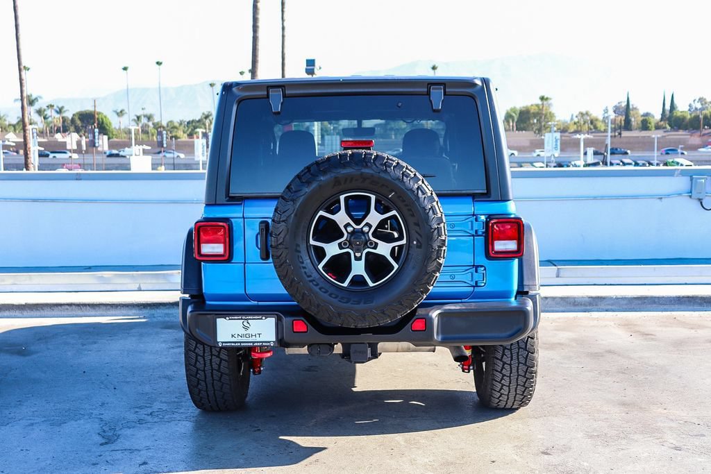 Used 2022 Jeep Wrangler Rubicon w/ Cold Weather Group AWD/4WD image 8