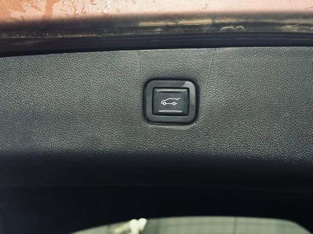 Used 2023 Chevrolet Blazer LT w/ Convenience Package image 12