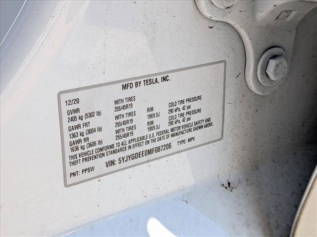 Used 2021 Tesla Model Y Long Range AWD/4WD image 23