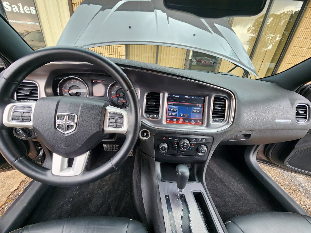 Used 2014 Dodge Charger R/T RWD image 13