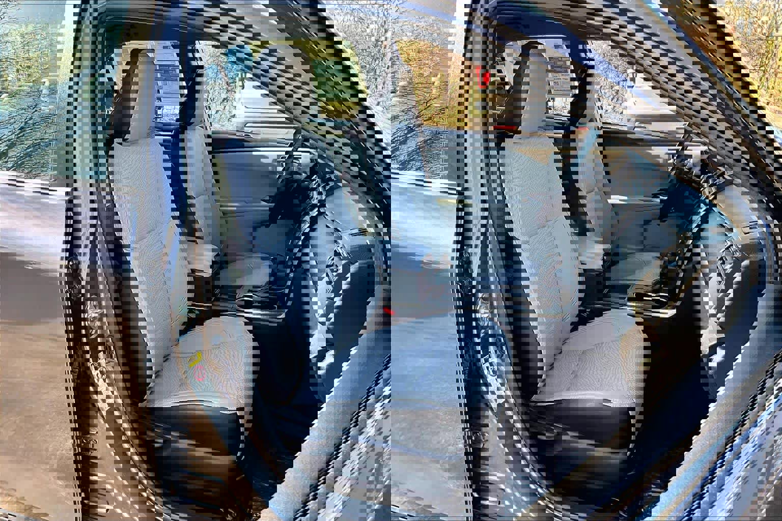 Used 2017 Toyota Camry SE FWD image 8