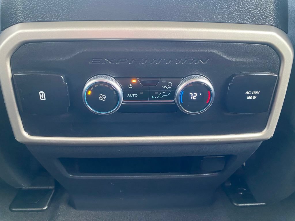 Used 2024 Ford Expedition XLT AWD/4WD image 20