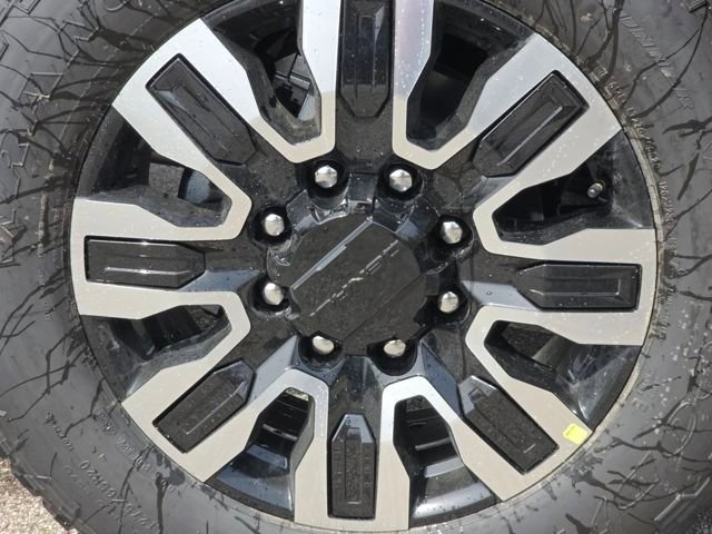 New 2026 GMC Sierra 2500 Denali Ultimate image 12