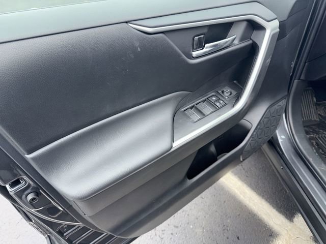 New 2025 Toyota RAV4 XLE image 18