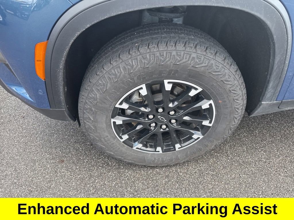 Used 2024 Chevrolet Traverse Z71 w/ Enhanced Driving Package image 10