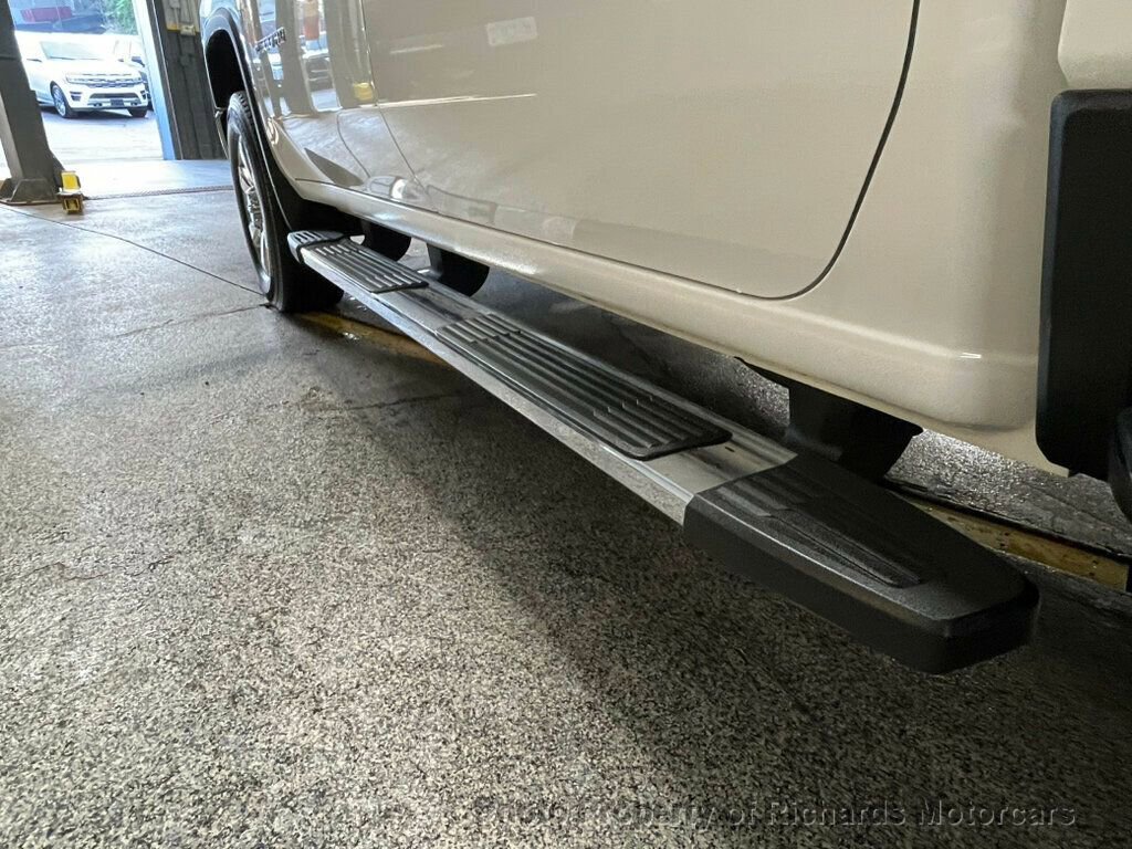 Used 2020 Chevrolet Silverado 2500 LTZ image 15