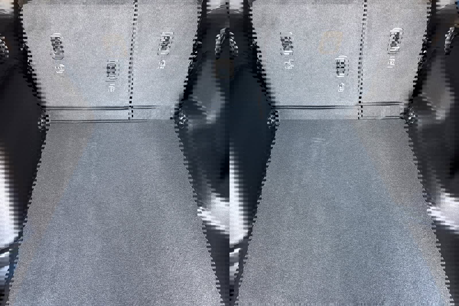 New 2025 Jeep Grand Cherokee Limited w/ Black Appearance Package image 16