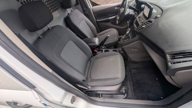 Used 2020 Ford Transit Connect XLT image 16