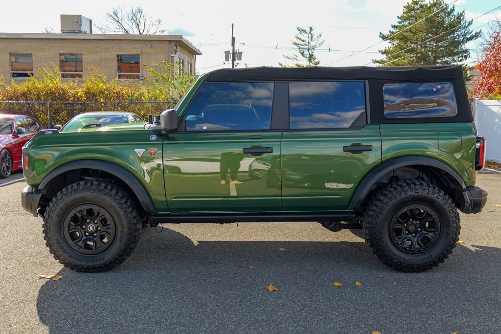 Used 2022 Ford Bronco Badlands w/ Sasquatch Package AWD/4WD image 4