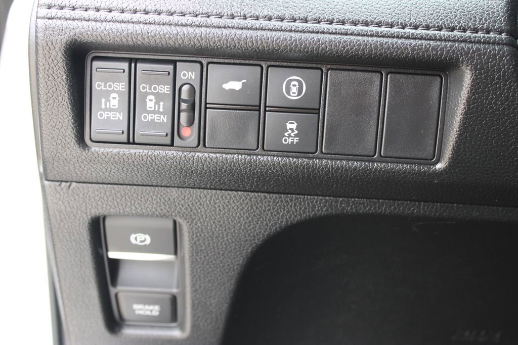 Used 2023 Honda Odyssey Sport image 11