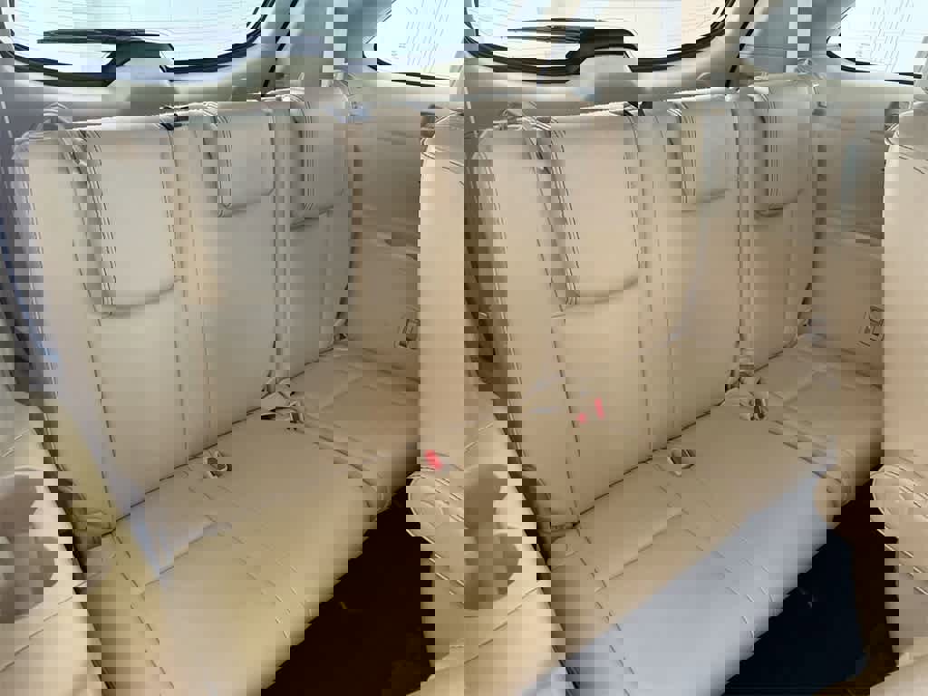 Used 2018 Toyota Highlander Limited image 23