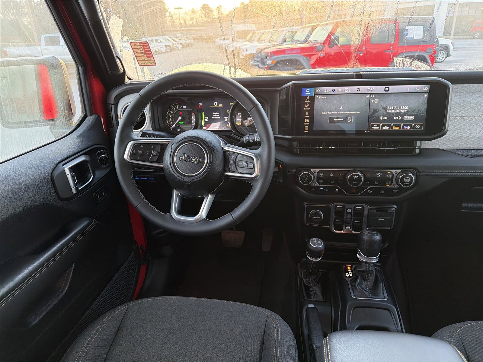 Used 2025 Jeep Wrangler Sahara w/ Safety Group image 22