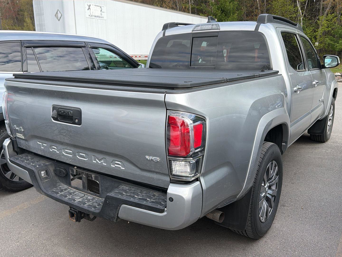 Used 2023 Toyota Tacoma Limited AWD/4WD image 7