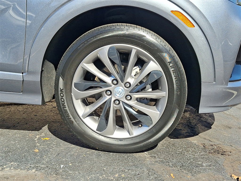 Used 2022 Buick Encore GX Select w/ Sport Touring Package image 19