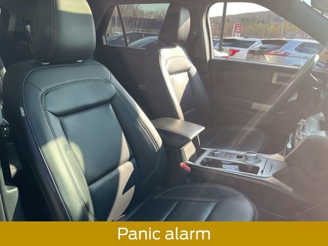 Certified 2022 Ford Explorer XLT w/ Equipment Group 202A image 23