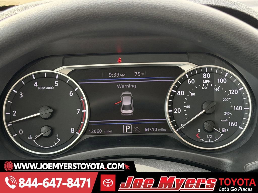 Used 2025 Nissan Sentra SV image 15