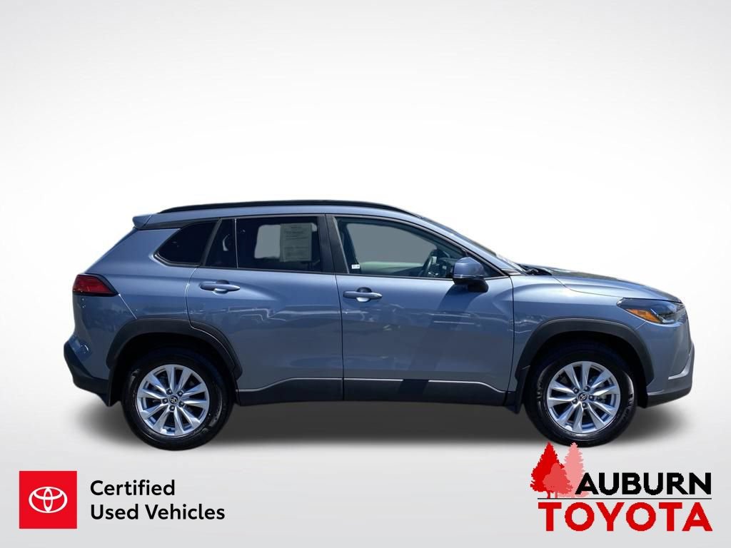 Certified 2024 Toyota Corolla Cross LE AWD/4WD image 9
