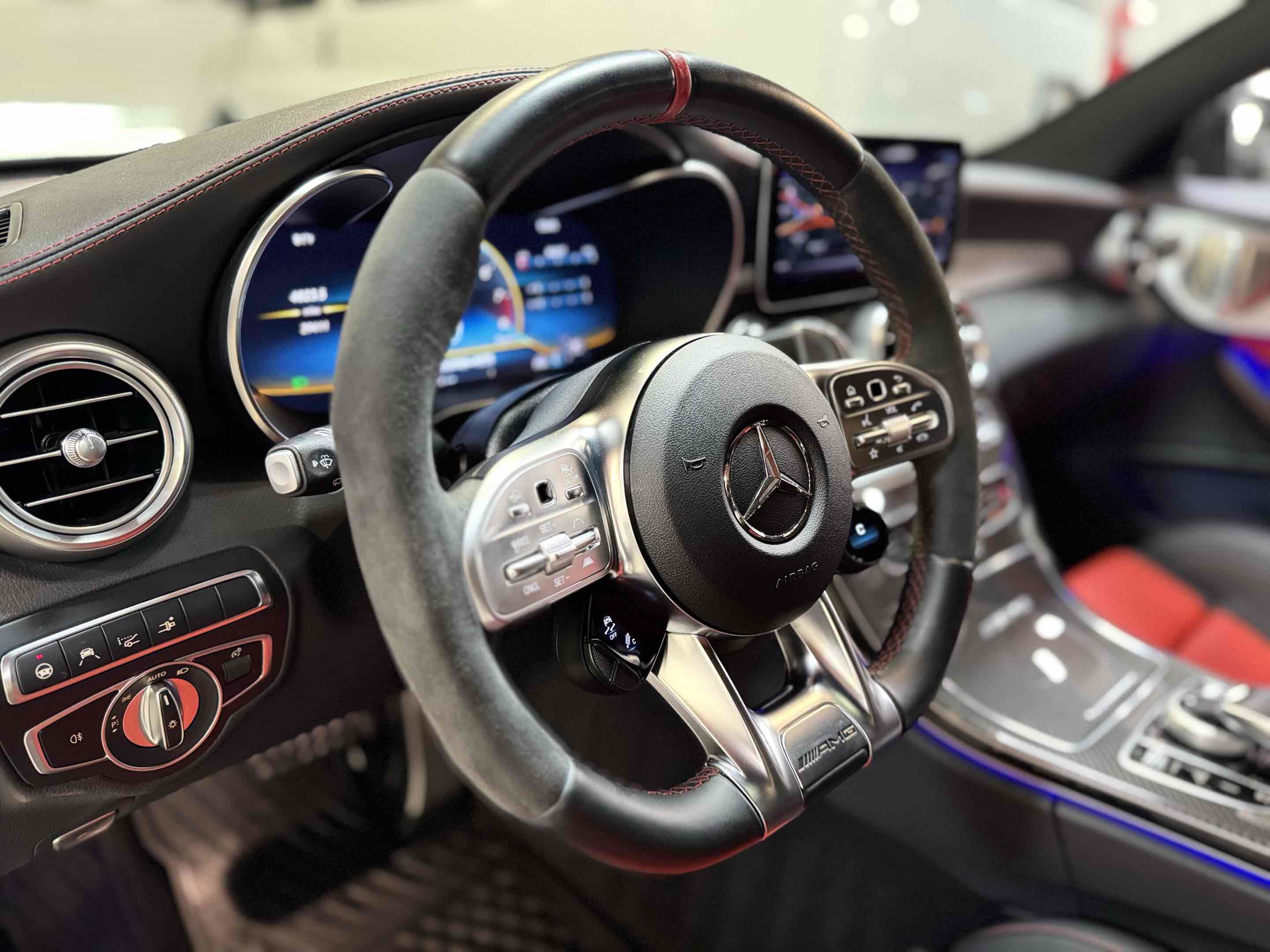 Used 2021 Mercedes-Benz C 63 AMG S image 32