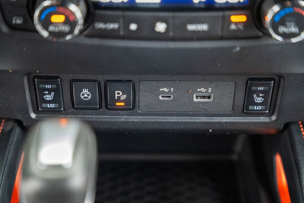 Used 2023 Nissan Frontier PRO-4X w/ Pro Convenience Package AWD/4WD image 28