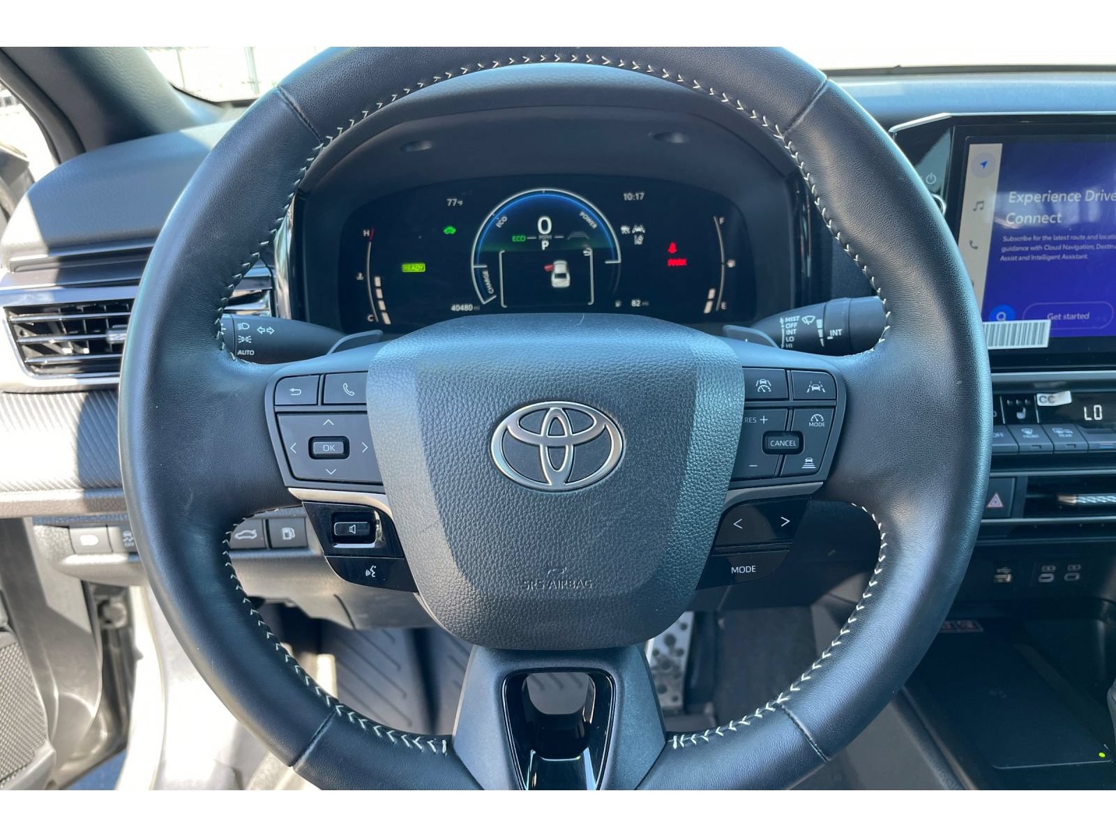 Used 2025 Toyota Camry SE w/ Multimedia Upgrade Package FWD image 34