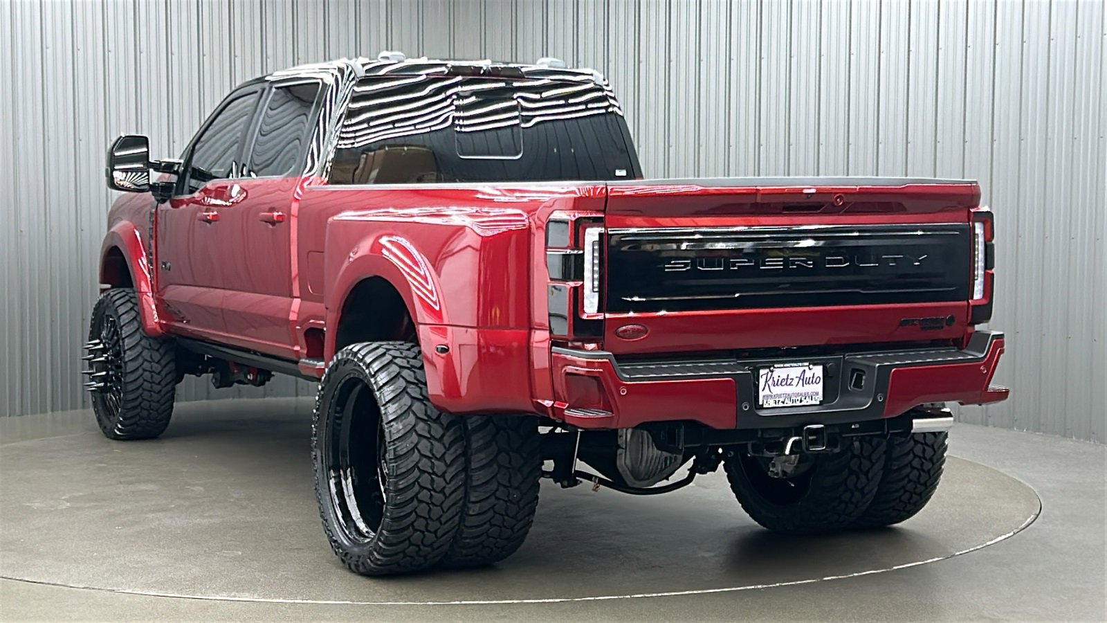 Used 2025 Ford F450 Platinum w/ FX4 Off-Road Package image 3
