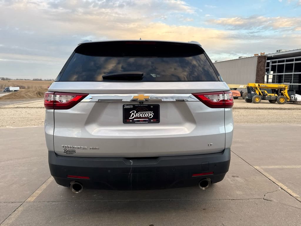 Used 2021 Chevrolet Traverse LT w/ LPO, Cargo Package AWD/4WD image 6
