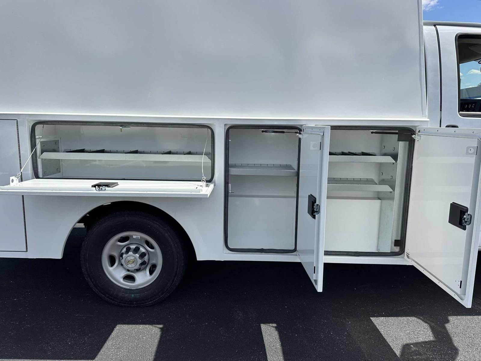 New 2024 Chevrolet Express 3500 w/ Power Convenience Package RWD image 12