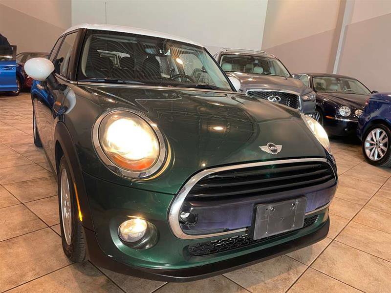 Used 2016 MINI Cooper 4-Door Hardtop image 35
