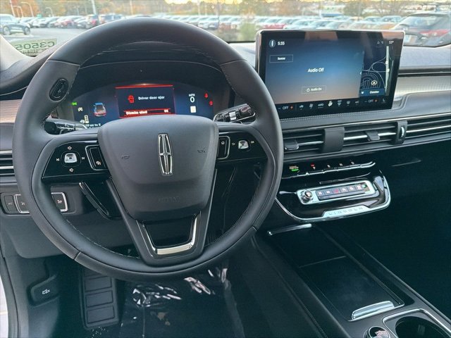 New 2026 Lincoln Corsair Premiere image 9