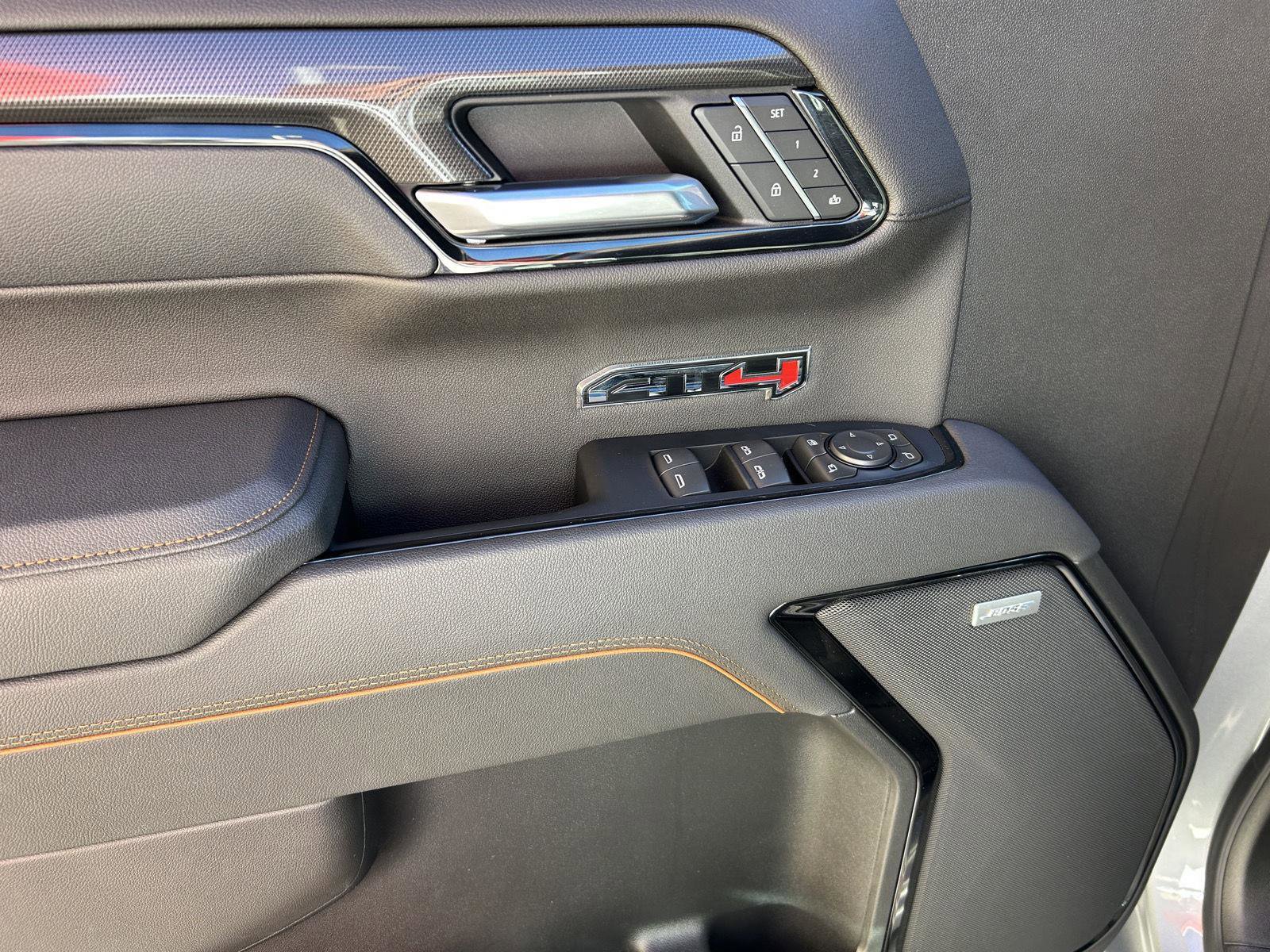 Used 2025 GMC Sierra 1500 AT4 w/ AT4 Premium Package image 26