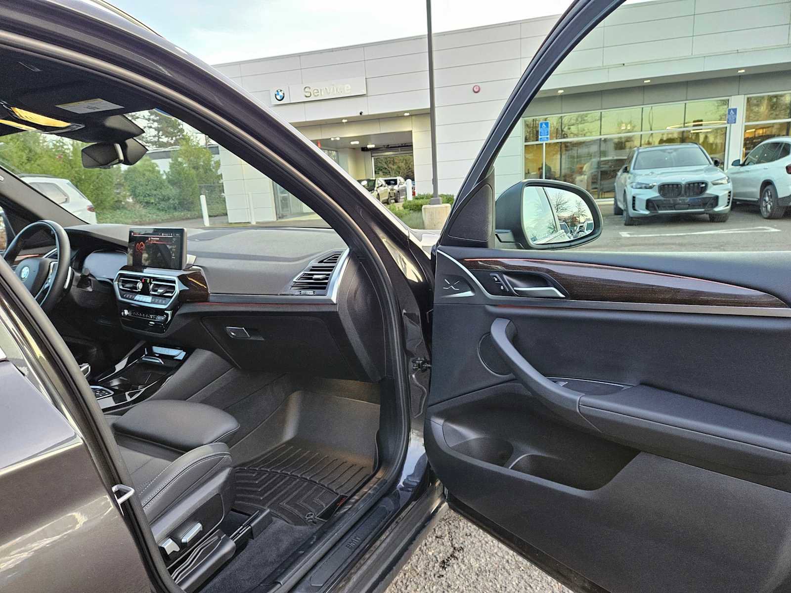 Used 2022 BMW X3 xDrive30i w/ Premium Package 2 image 10