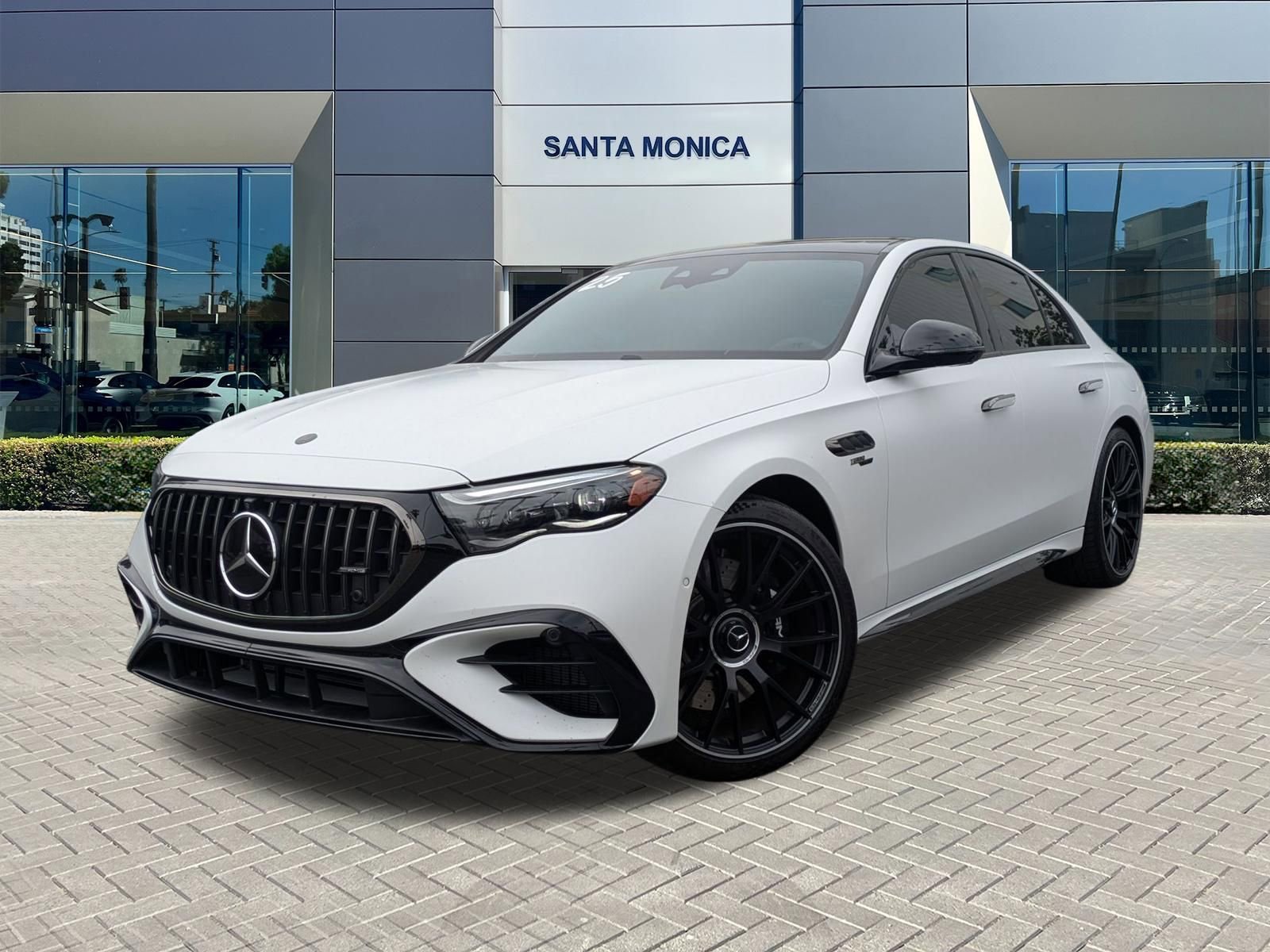 Used 2025 Mercedes-Benz E 53 AMG e 4MATIC Sedan image 1