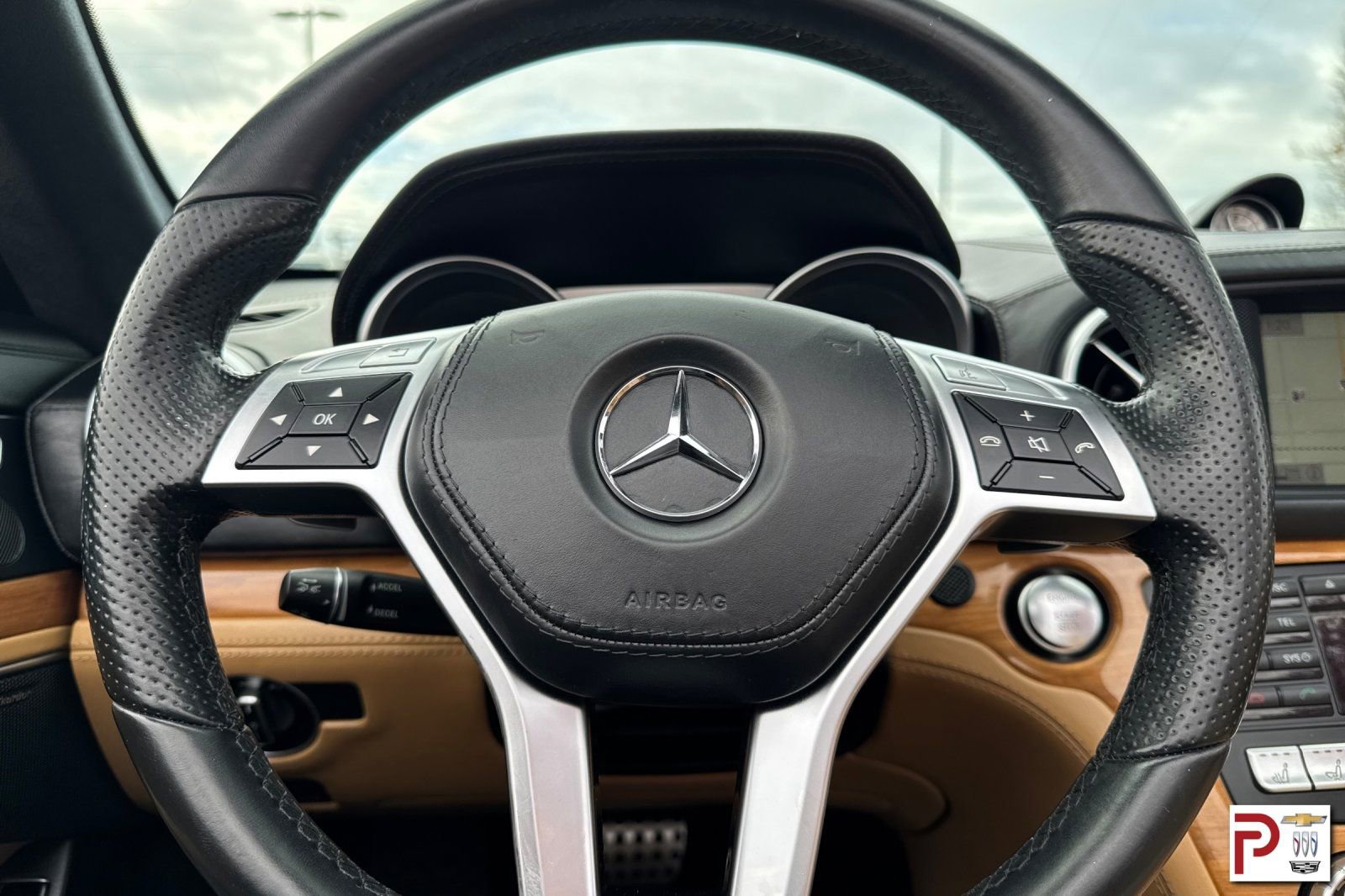 Used 2015 Mercedes-Benz SL 400 image 25