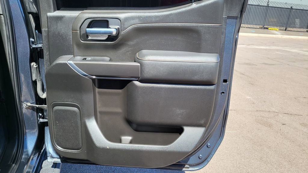 Used 2021 GMC Sierra 1500 AT4 image 17