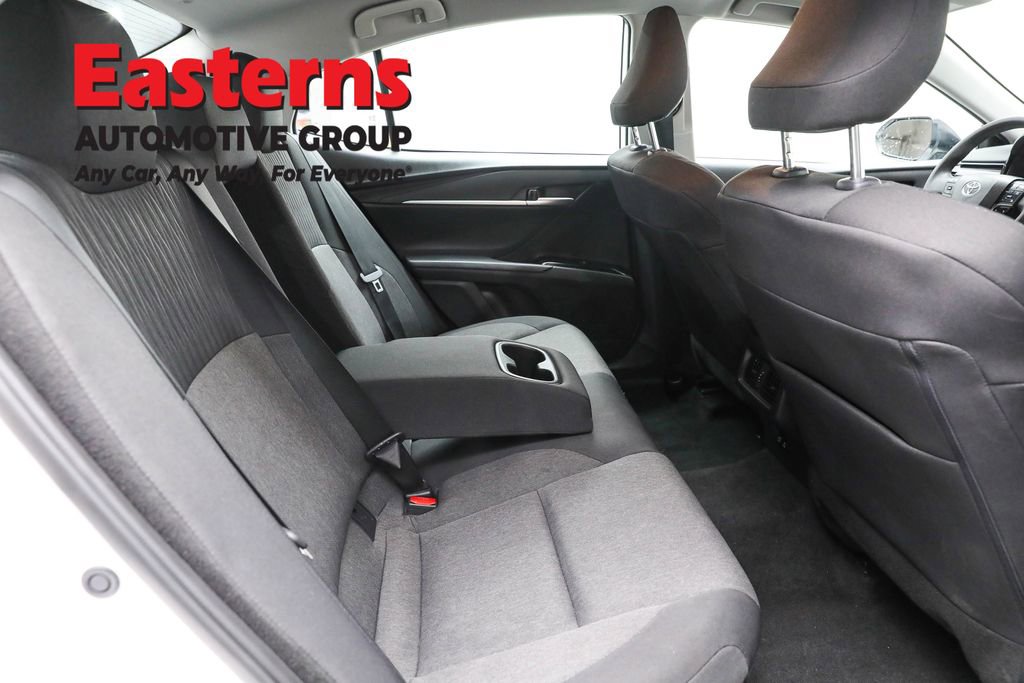 Used 2025 Toyota Camry LE image 23