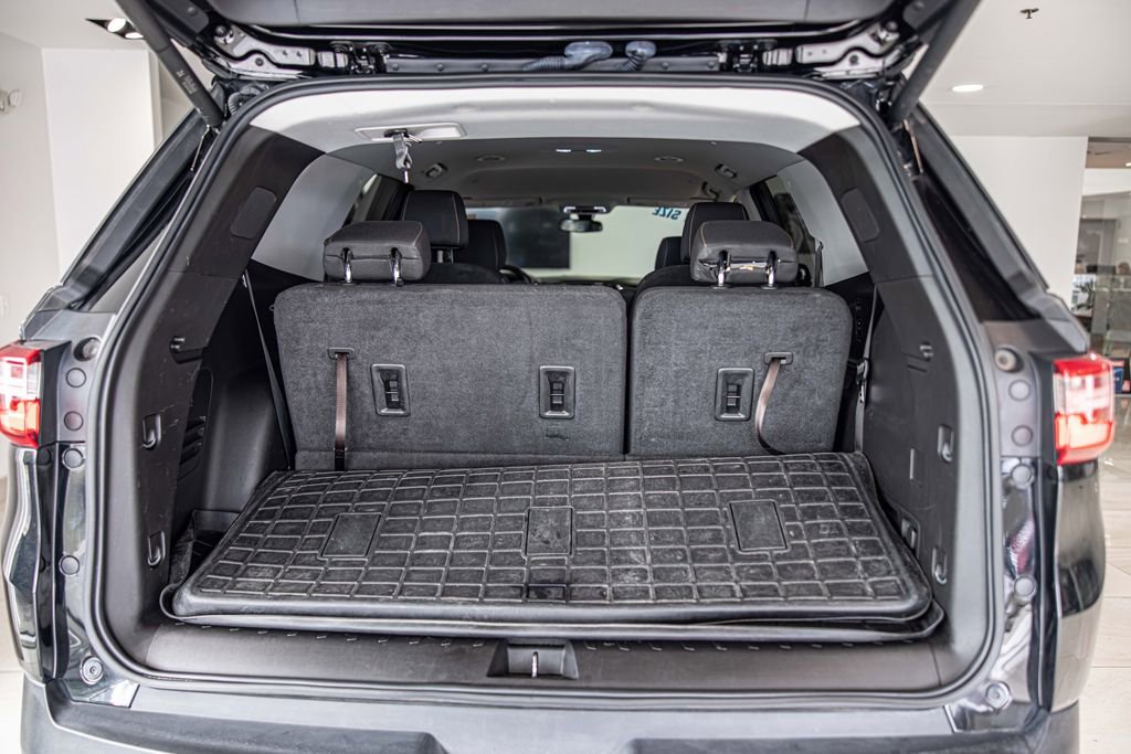 Used 2019 Chevrolet Traverse LT w/ LPO, Floor Liner Package image 17