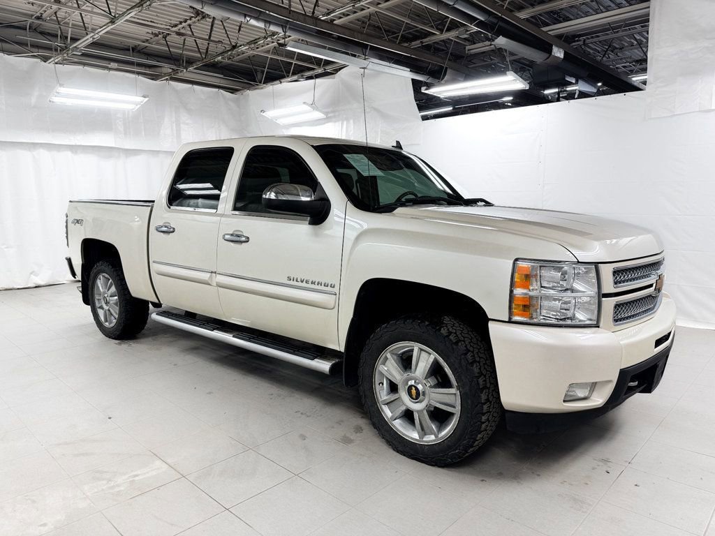 Used 2013 Chevrolet Silverado 1500 LTZ w/ LTZ White Diamond Edition image 6